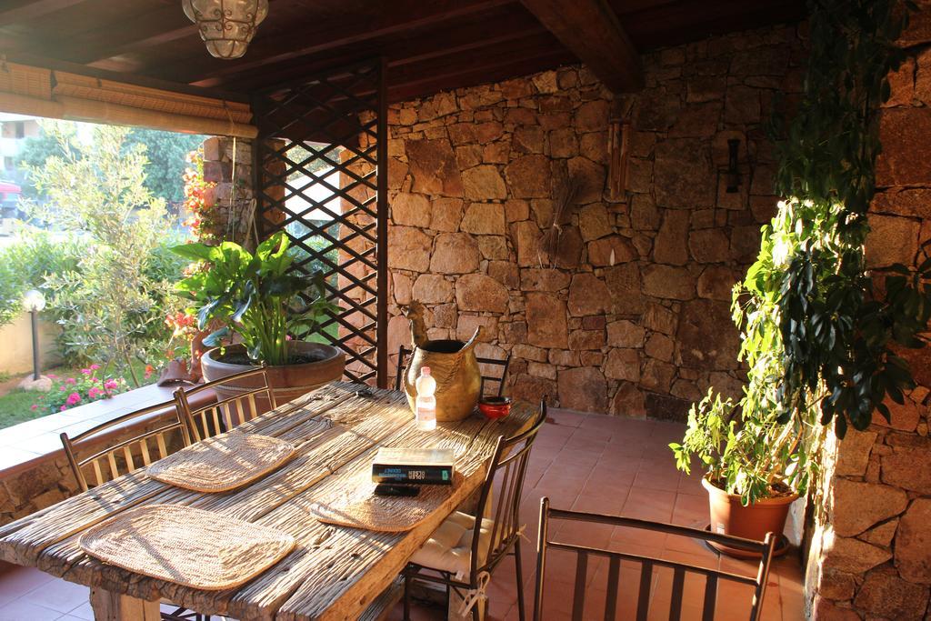B&B I Mari Torpè Exterior foto